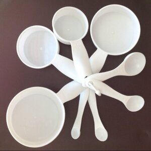 Set of 8 pcs White Plastic Kitchen Baking Measuring Measure Spoon Cup Set